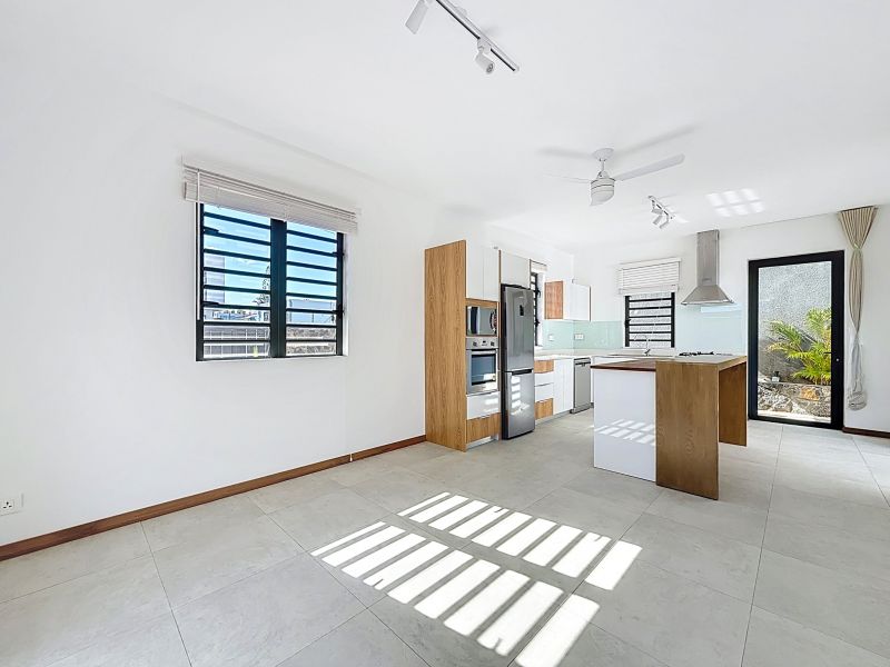 Grand Baie Maison 4&nbsp;pièces 142&nbsp;m² Vente