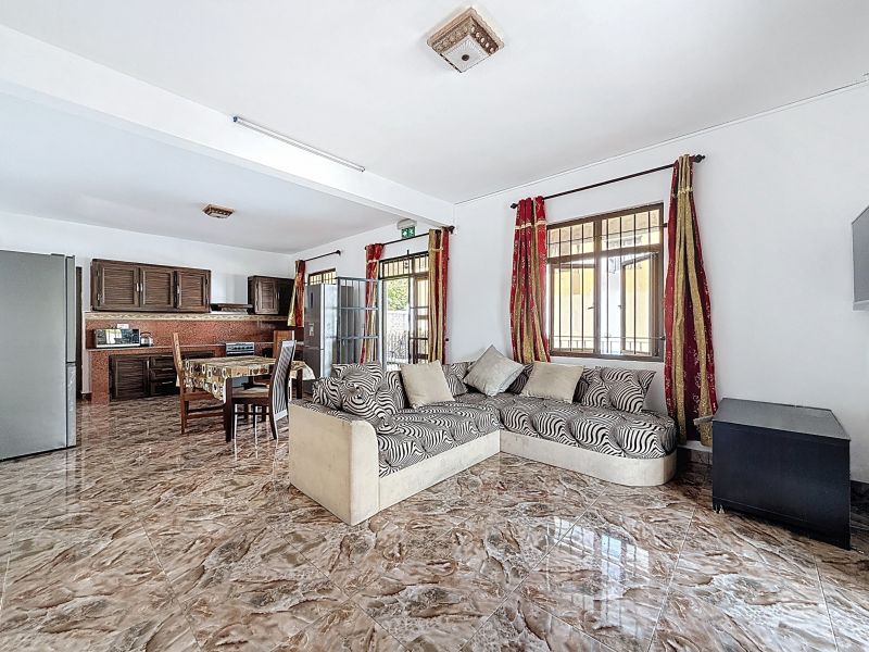 Calodyne House 8&nbsp;rooms 230&nbsp;m² Rental