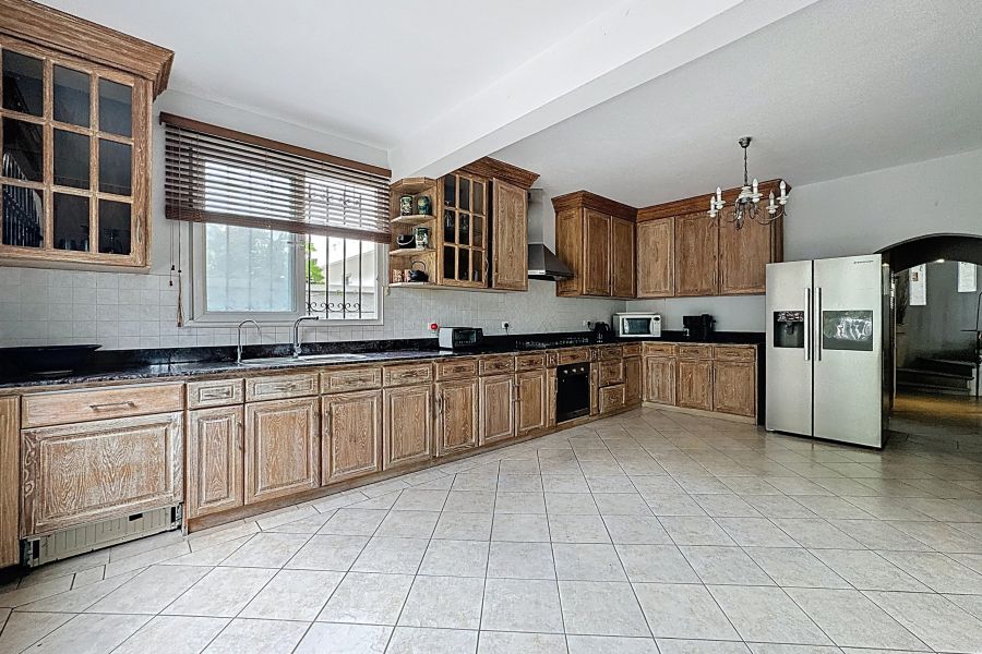 Pointe aux Canonniers Maison 6&nbsp;pièces 383.75&nbsp;m² Location