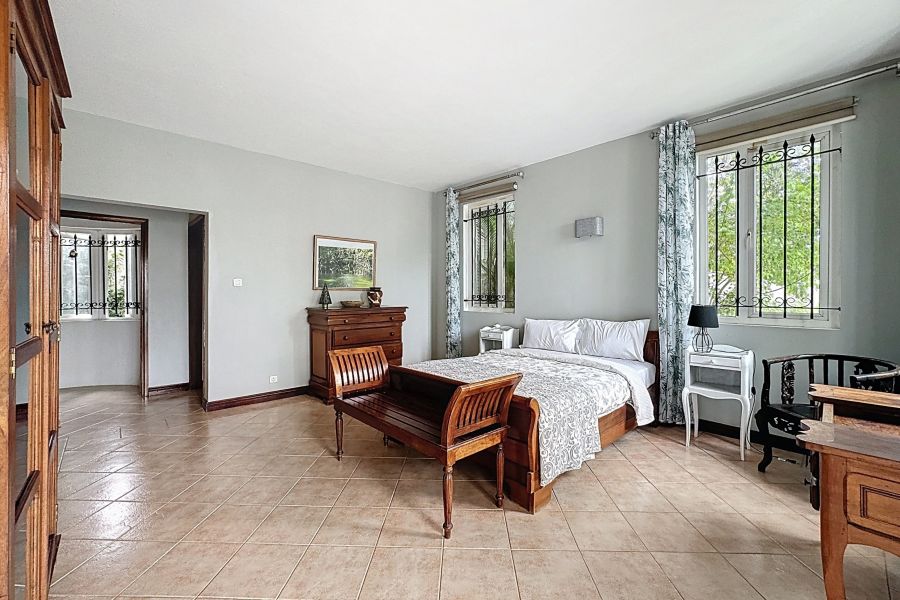 Pointe aux Canonniers Maison 6&nbsp;pièces 383.75&nbsp;m² Location