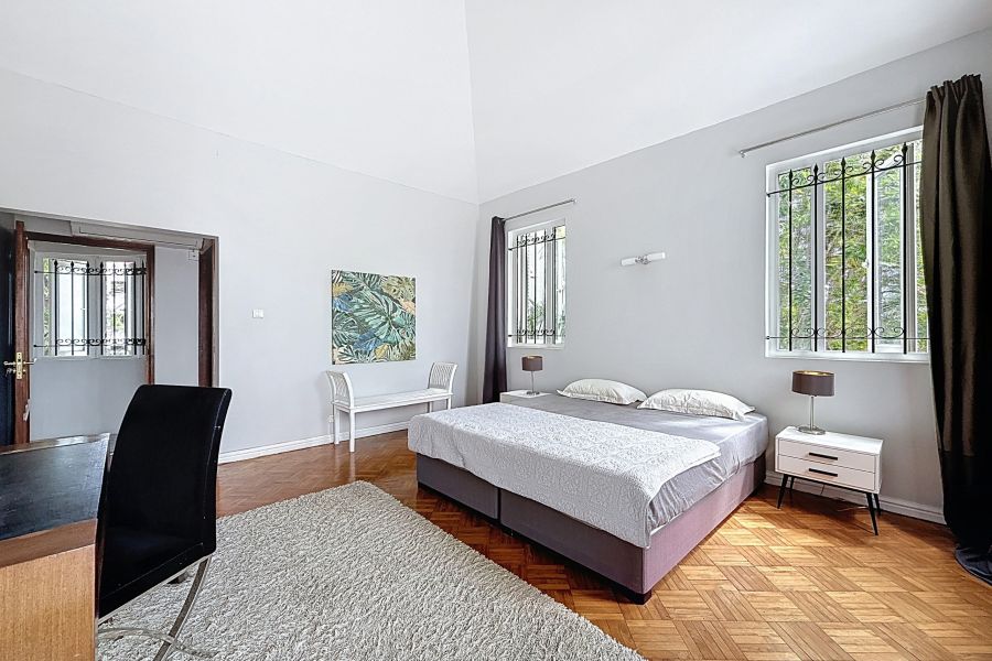 Pointe aux Canonniers Maison 6&nbsp;pièces 383.75&nbsp;m² Location
