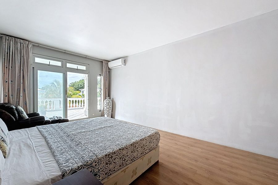 Pointe aux Canonniers Maison 6&nbsp;pièces 383.75&nbsp;m² Location