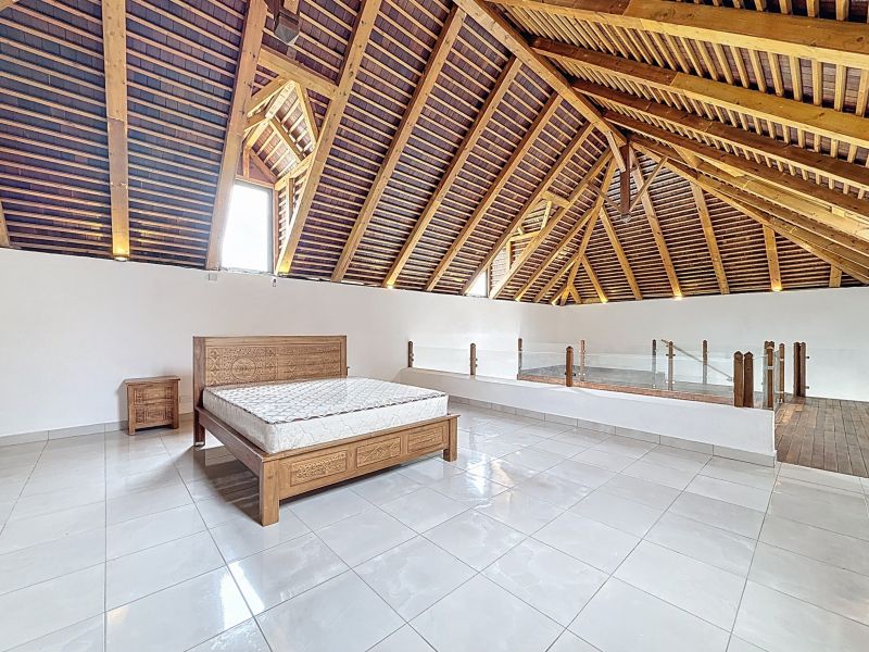 Pereybere Maison 5&nbsp;pièces 350&nbsp;m² Vente