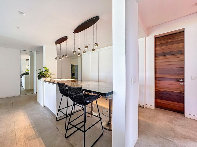 Grand Baie Apartment 4&nbsp;rooms 215&nbsp;m² Sale