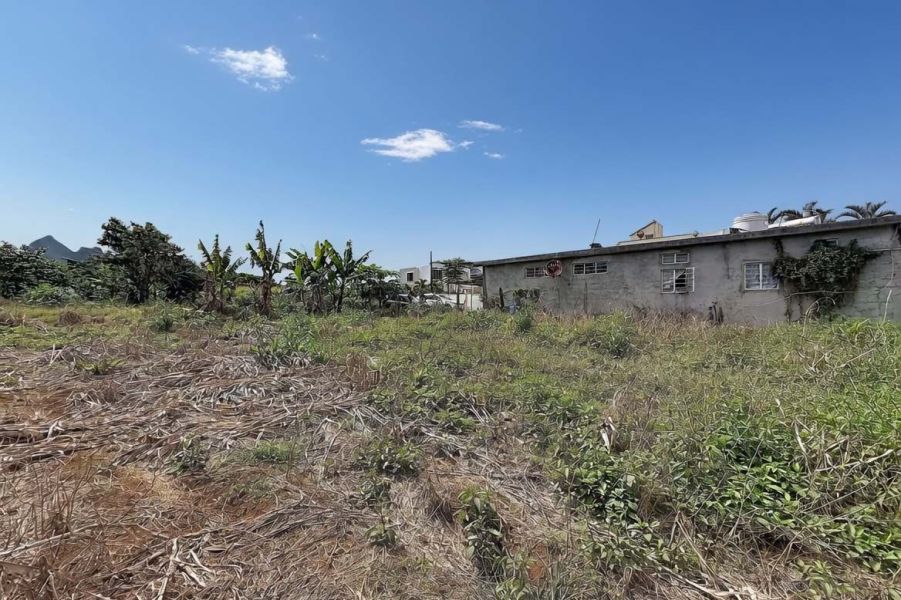 Moka Terrain 2069.16&nbsp;m² Vente