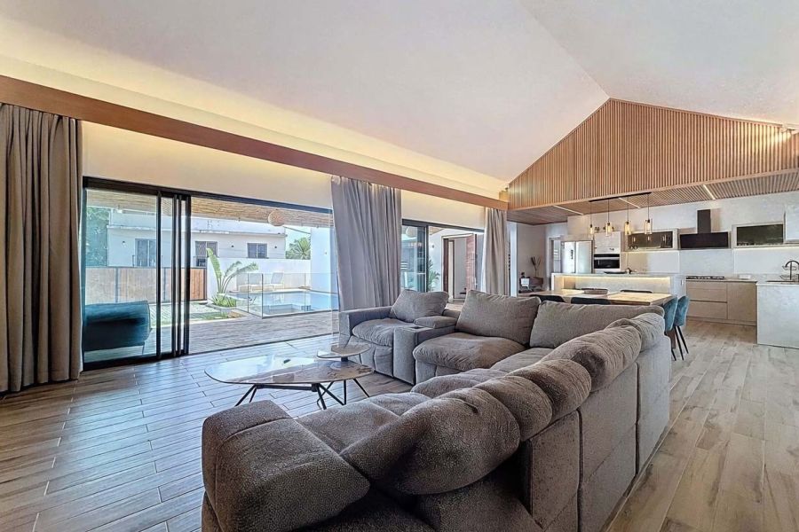Pereybere Maison 5&nbsp;pièces 270&nbsp;m² Vente