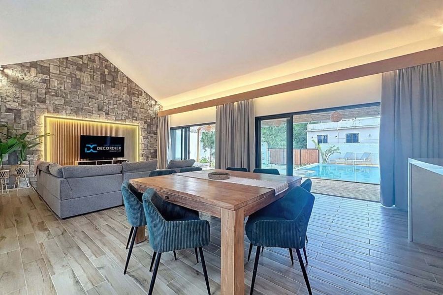 Pereybere Maison 5&nbsp;pièces 270&nbsp;m² Vente