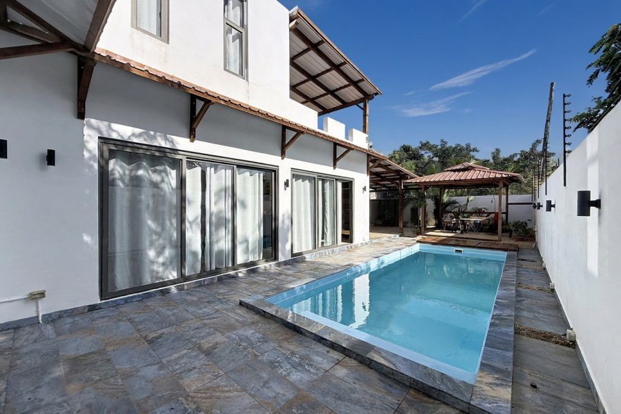 Grand Baie Maison 4&nbsp;pièces 148&nbsp;m² Vente