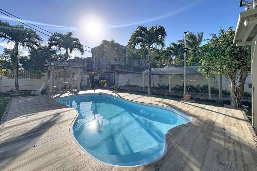 Flic en Flac Maison 10&nbsp;pièces 325&nbsp;m² Vente