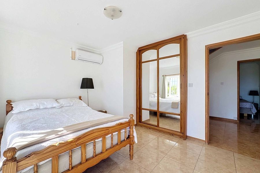 Calodyne Maison 4&nbsp;pièces 156&nbsp;m² Vente