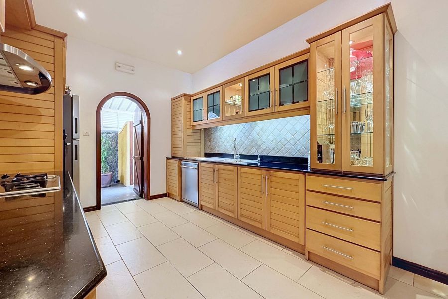 Pointe aux Canonniers Immeuble 1800&nbsp;m² Vente