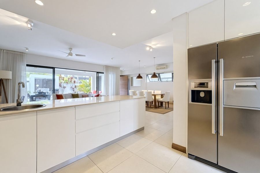 Grand Baie Maison 4&nbsp;pièces 280&nbsp;m² Location