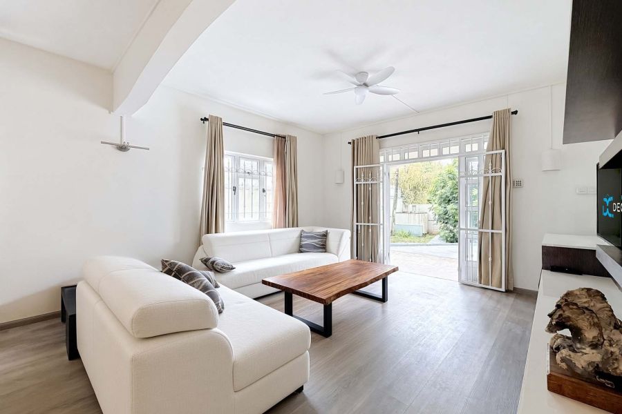 Saint Antoine Maison 9&nbsp;pièces 213&nbsp;m² Vente