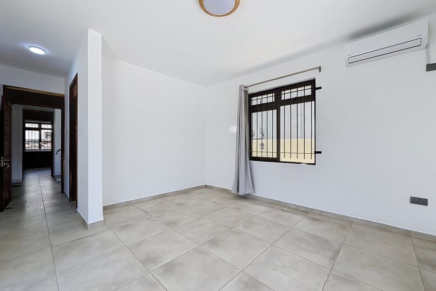 Pereybere House 6&nbsp;rooms 100&nbsp;m² Rental