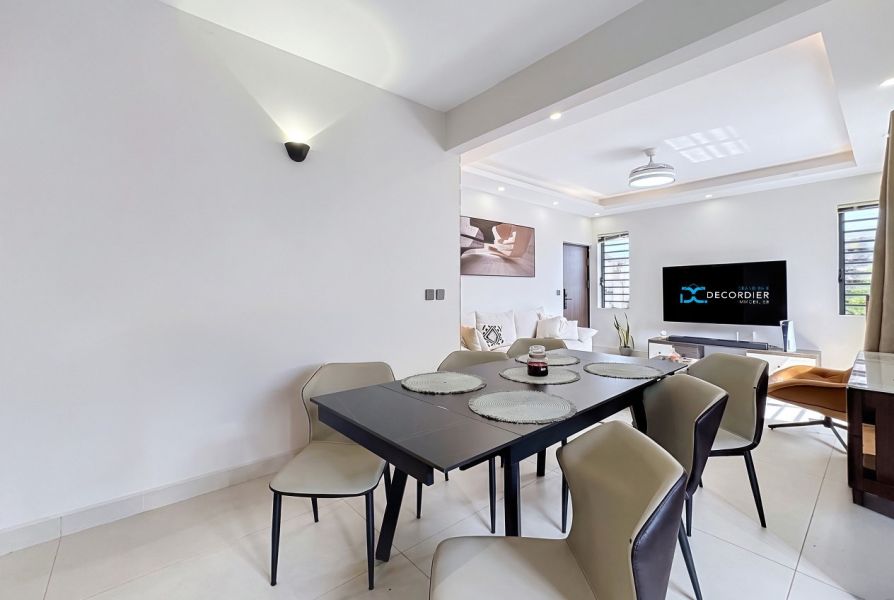 Roches Brunes Appartement 4&nbsp;pièces 76&nbsp;m² Location