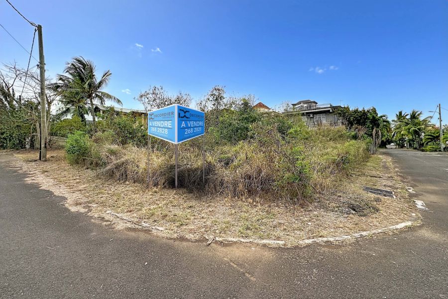 Mont Choisy Land 401&nbsp;m² Sale