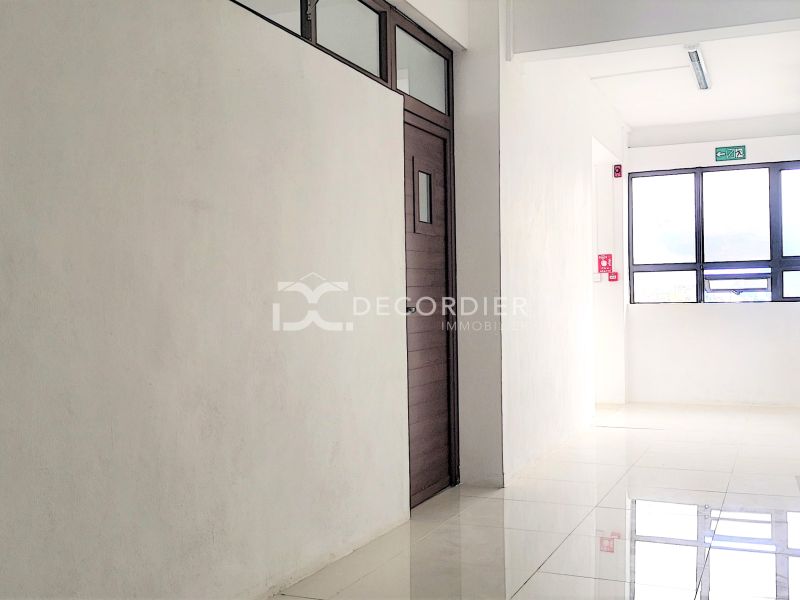 business premises for rent on Ebène Ebène Business premises 64.55 m² Rental