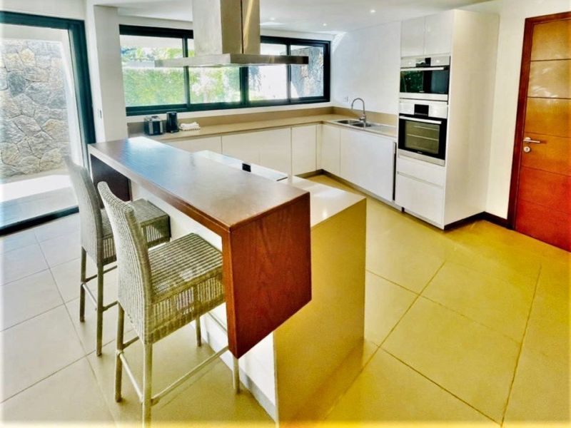 Roches Noires Appartement 5 pièces 210 m² Vente