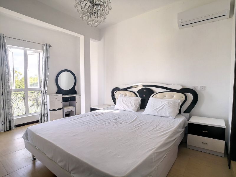 Pereybere Maison 5 pièces 157 m² Location