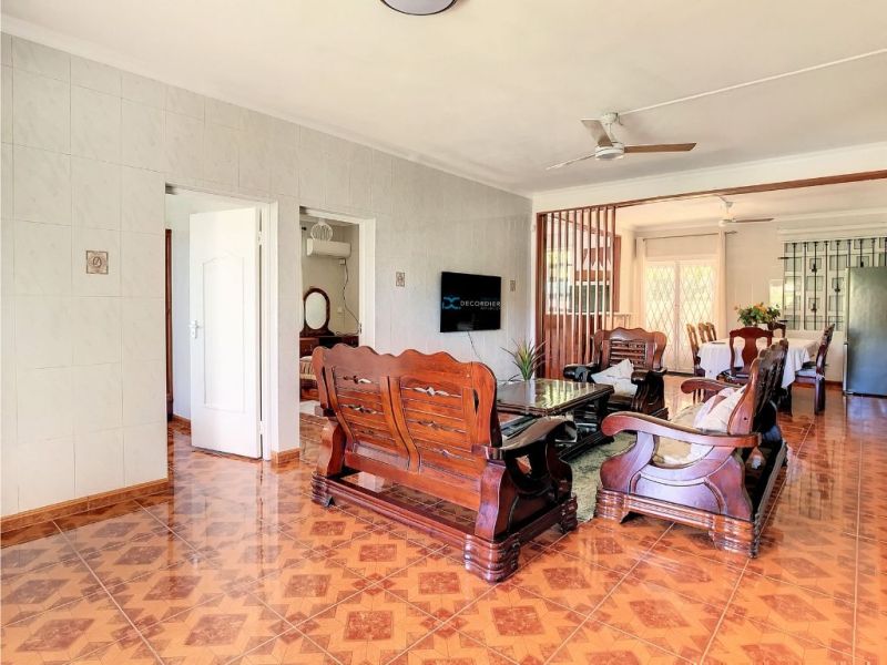 Bain Boeuf Maison 5&nbsp;pièces 150&nbsp;m² Location