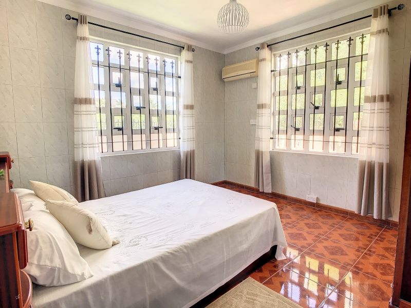 Bain Boeuf Maison 5 pièces 150 m² Location