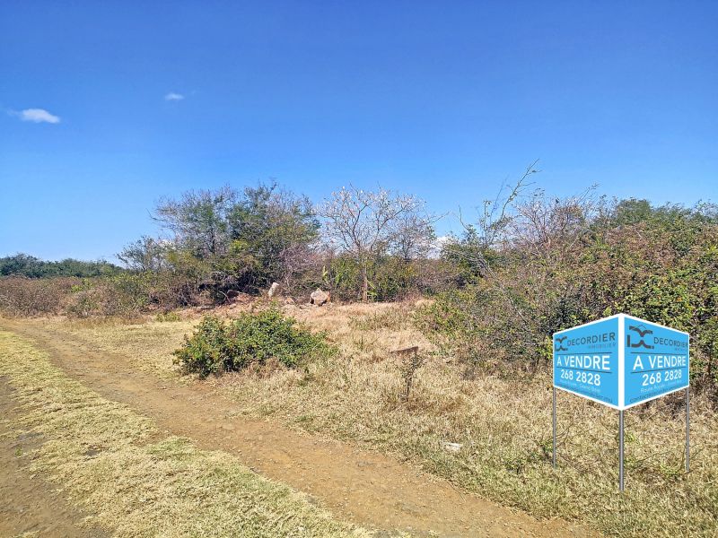 land for sale on Pereybere Pereybere Land 886.51 m² Sale