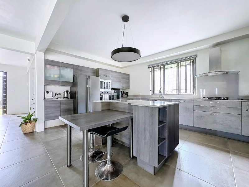 Calodyne Maison 8&nbsp;pièces 364&nbsp;m² Vente