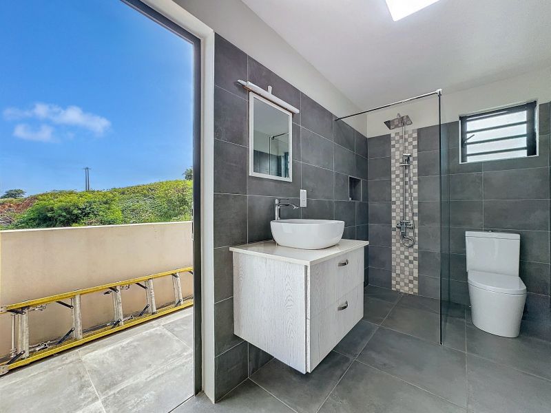 house 8 rooms for sale on Calodyne Calodyne House 8 rooms 364 m² Sale