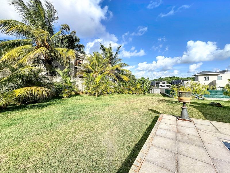 house 8 rooms for sale on Calodyne Calodyne House 8 rooms 364 m² Sale