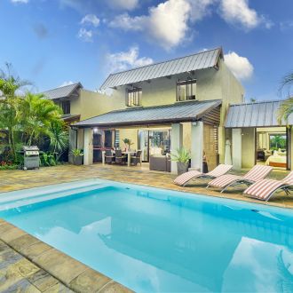 Villa Trou aux Biches LOCATION par DECORDIER immobilier Mauritius. 