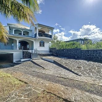 HOUSE Saint Antoine sold by DECORDIER immobilier Mauritius