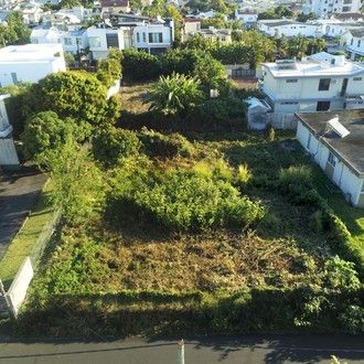 terrain Quatre Bornes vendu par DECORDIER immobilier pointe aux cononniers