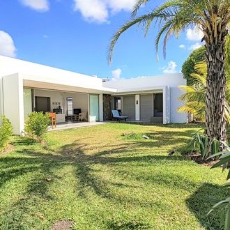 Decordier immobilier, grand baie agency, Mauritius, white sand, turquoise waters, luxury, paradisiacal islands, sea, sale, rental, purchase, swimming pool, upscale, families, friends, apartment, owner